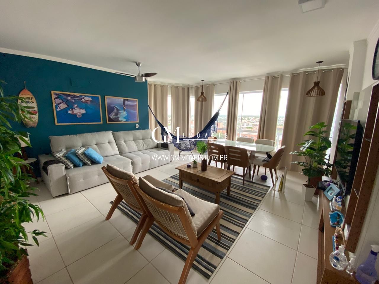 Apartamento à venda com 2 quartos, 71m² - Foto 3