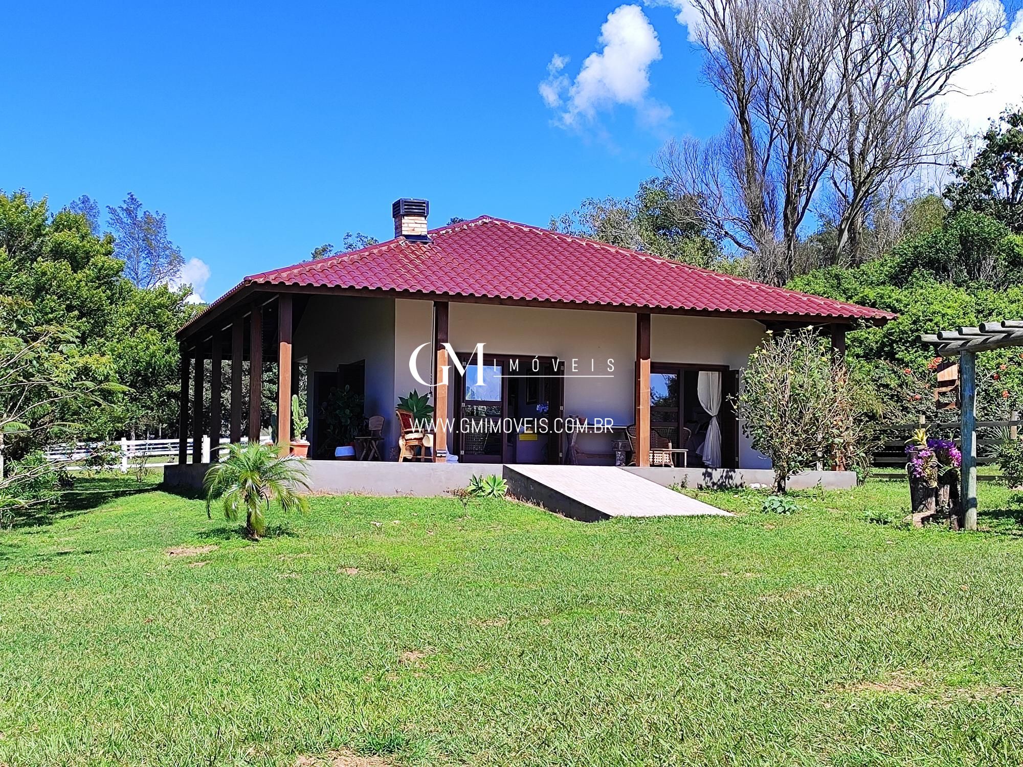 Sítio à venda com 1 quarto, 133m² - Foto 1