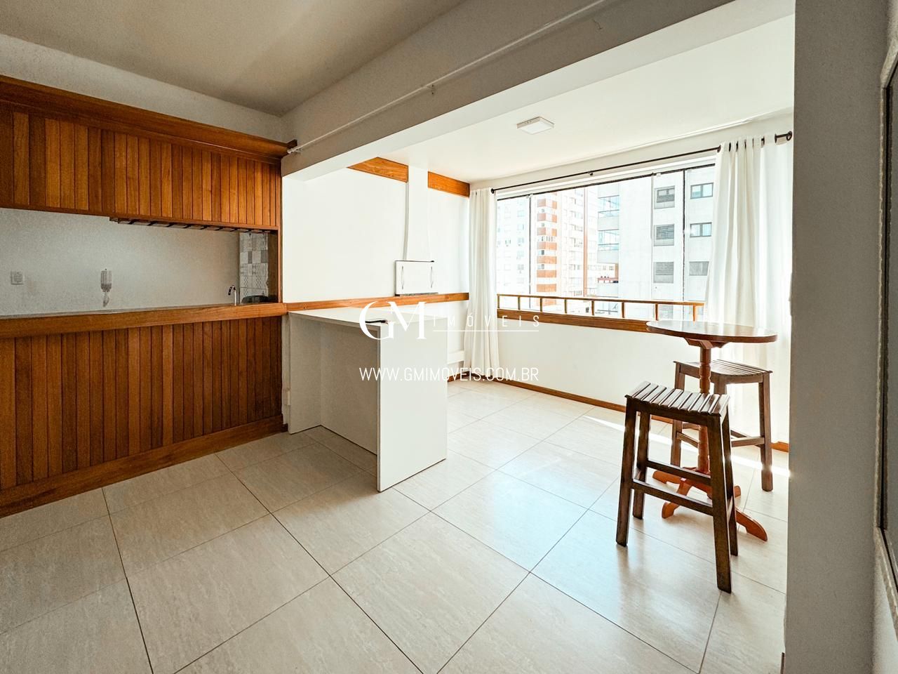 Apartamento à venda com 2 quartos, 78m² - Foto 6