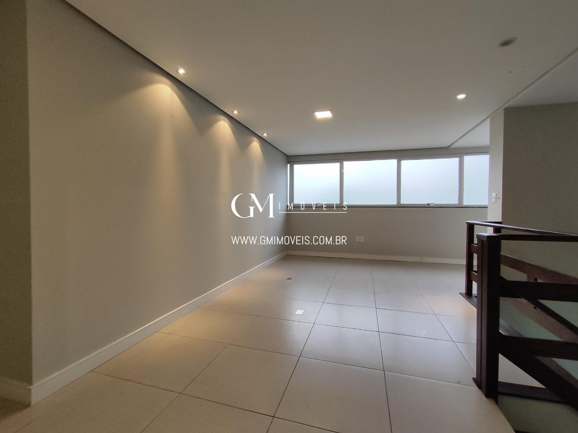 Conjunto Comercial-Sala à venda com 6 quartos, 180m² - Foto 12