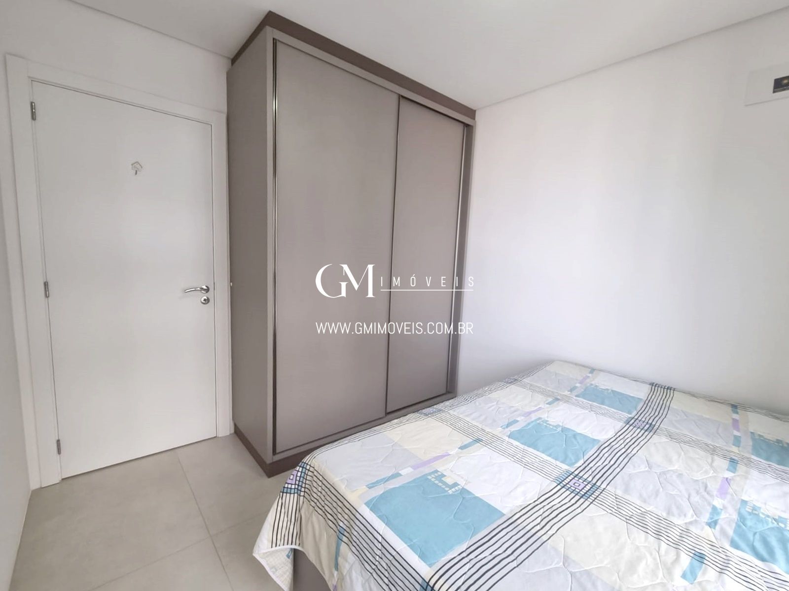 Apartamento à venda com 2 quartos, 84m² - Foto 11