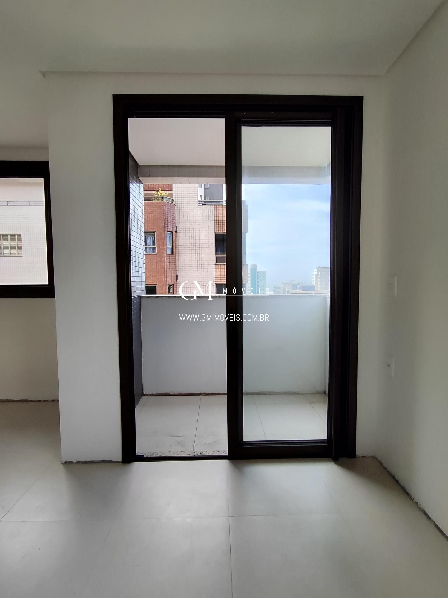 Apartamento à venda com 2 quartos, 77m² - Foto 16