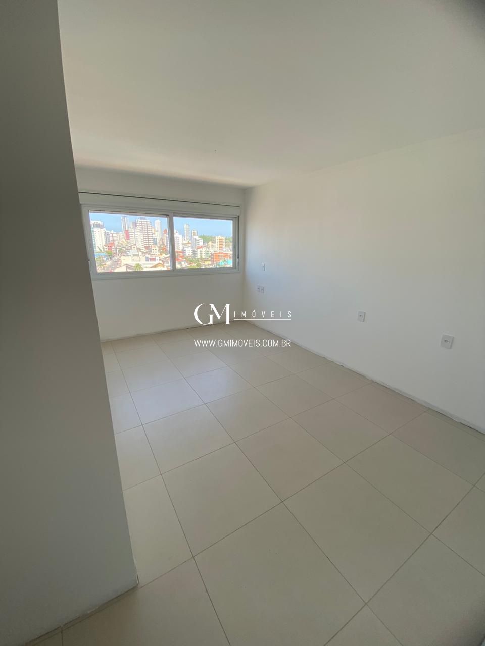 Apartamento à venda com 2 quartos, 75m² - Foto 6