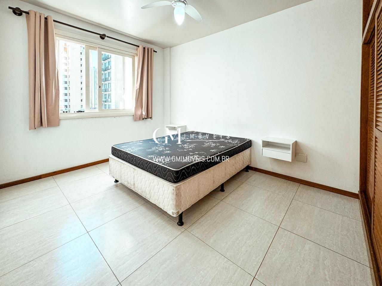 Apartamento à venda com 2 quartos, 78m² - Foto 14