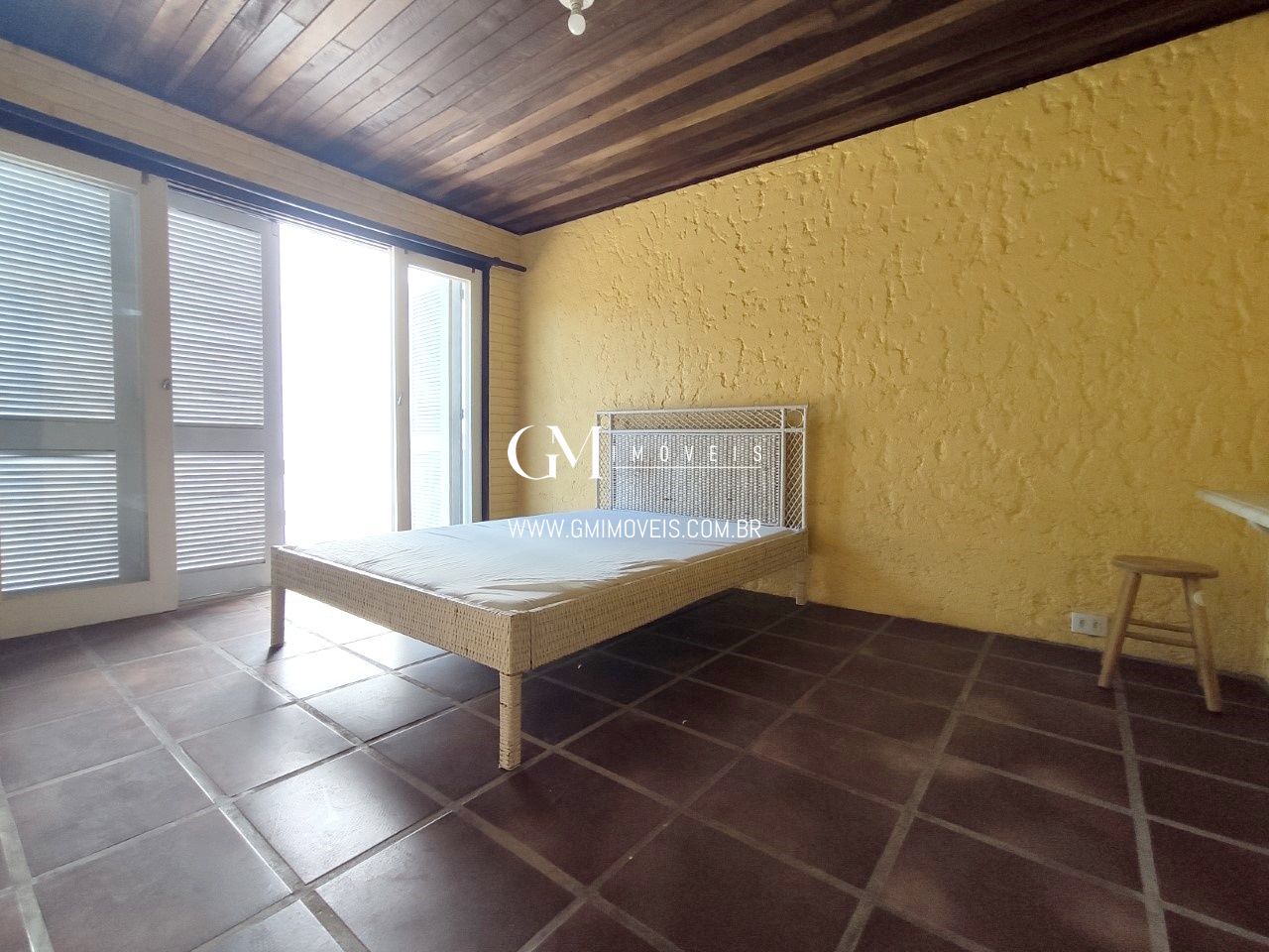 Casa à venda com 4 quartos, 266m² - Foto 17