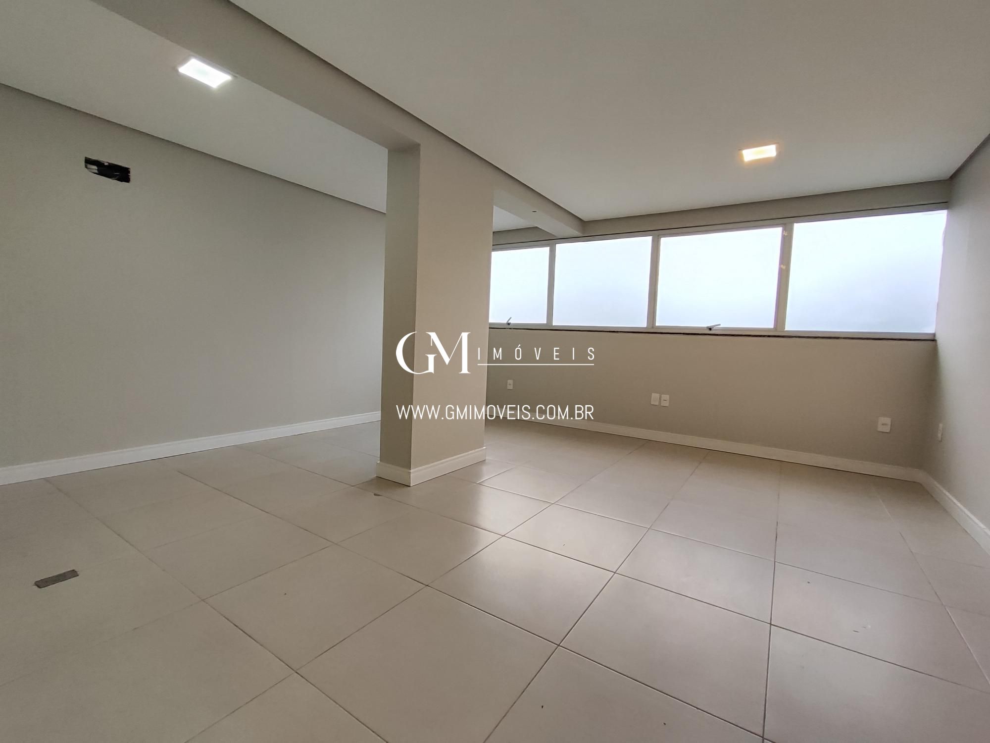 Conjunto Comercial-Sala à venda com 6 quartos, 180m² - Foto 13