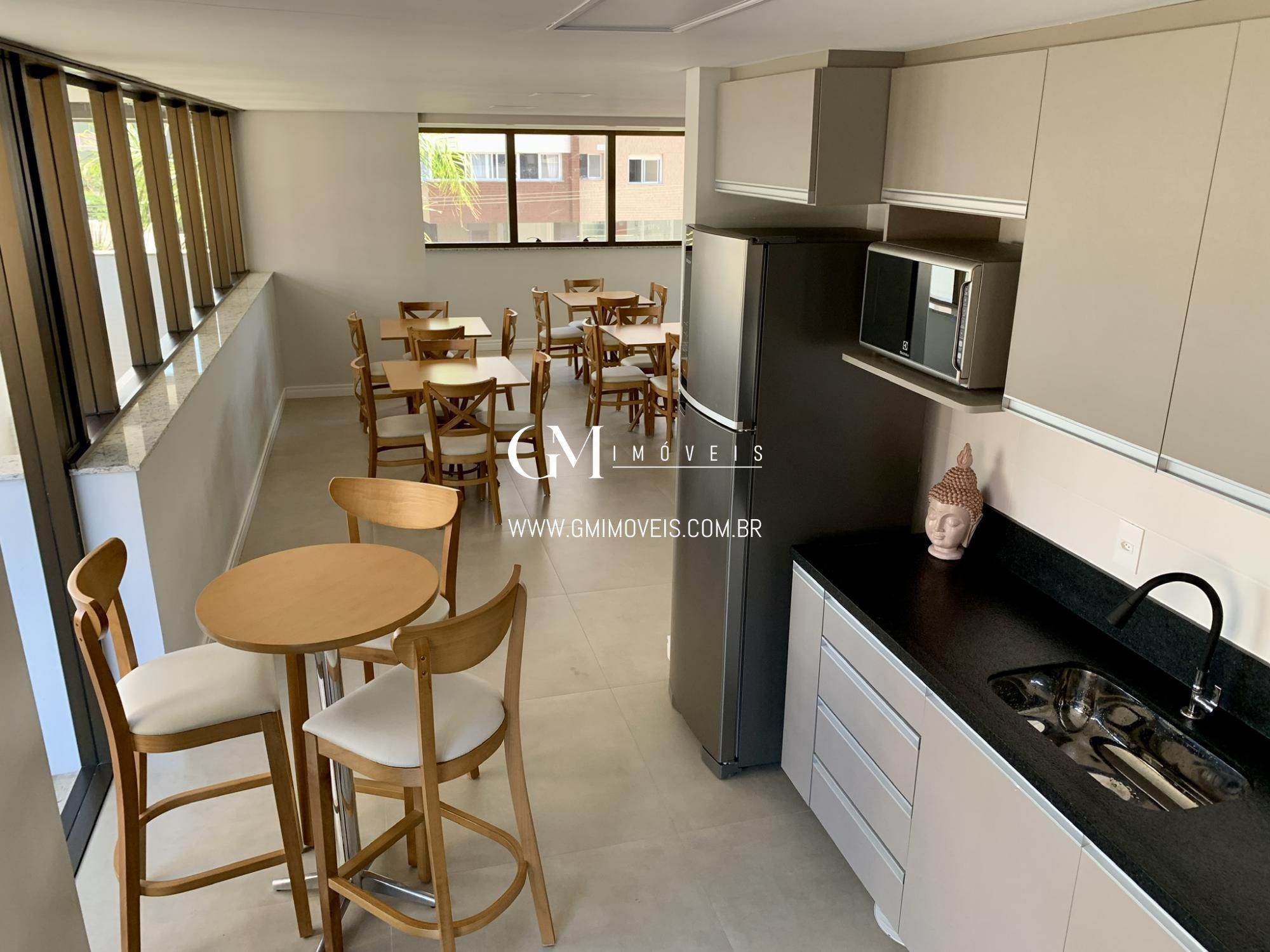 Cobertura à venda com 4 quartos, 235m² - Foto 5