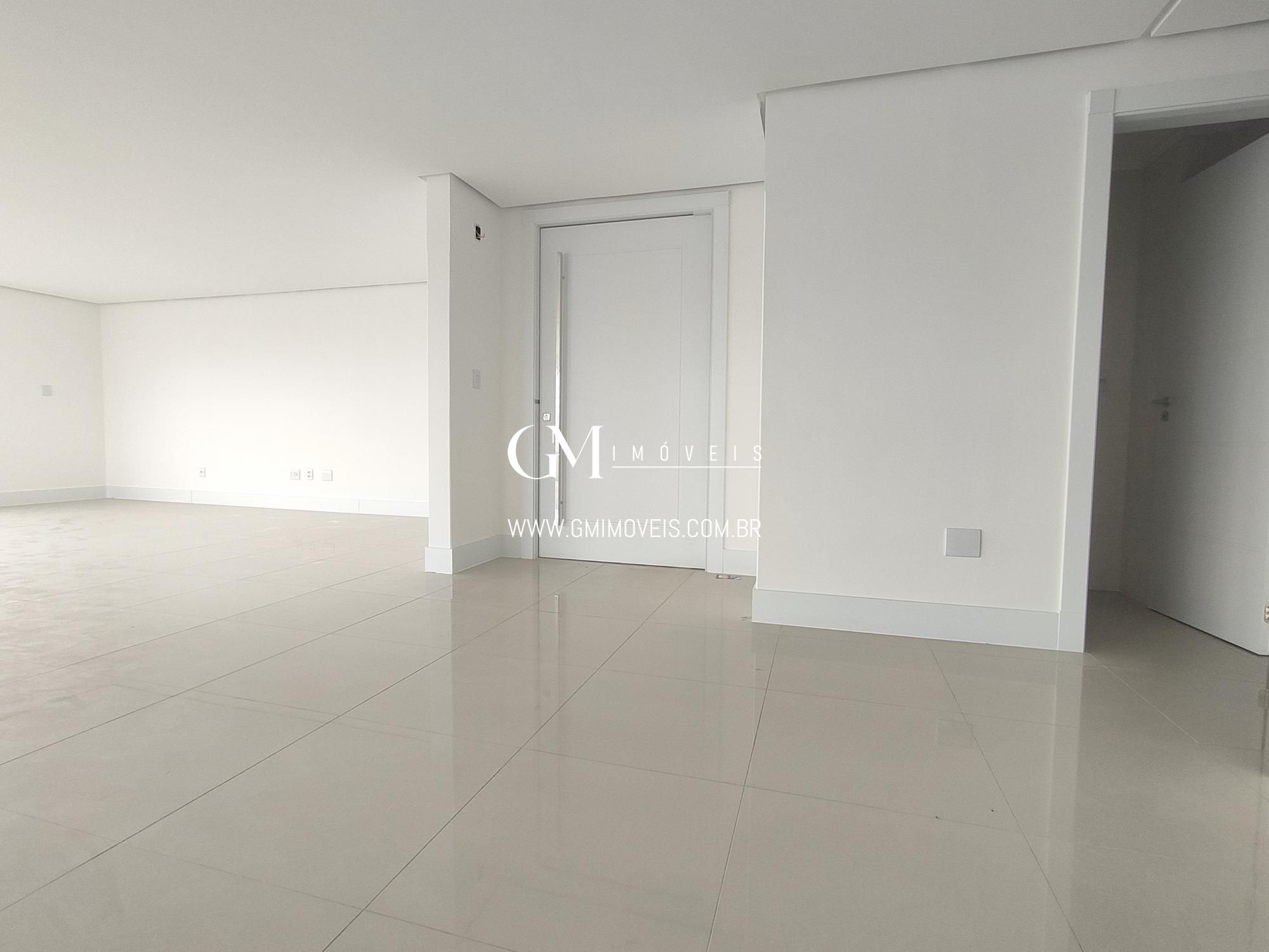Apartamento à venda com 4 quartos, 216m² - Foto 4