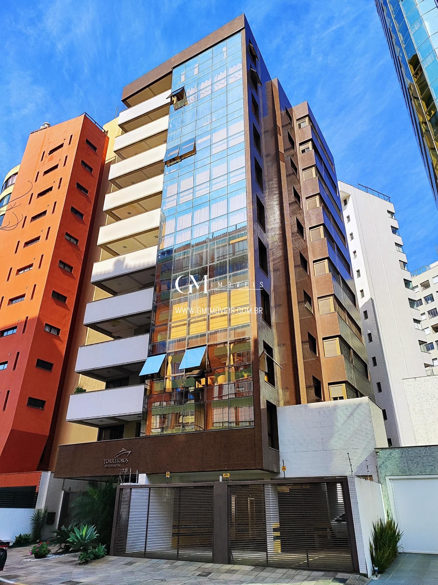 Apartamento, 3 quartos, 140 m² - Foto 1