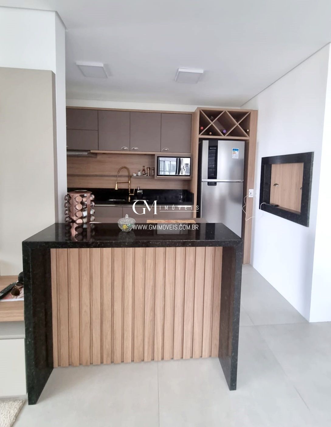 Apartamento à venda com 2 quartos, 84m² - Foto 4