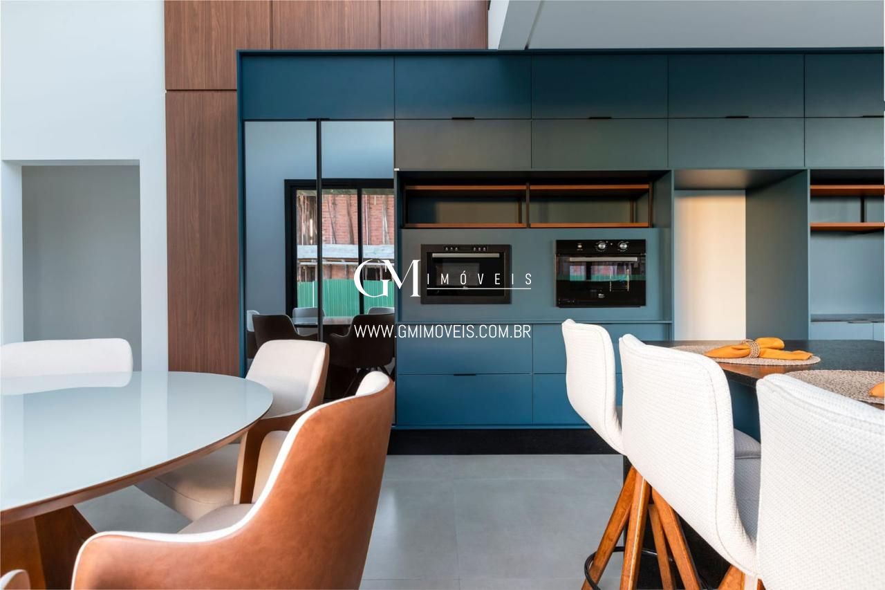 Casa à venda com 3 quartos, 218m² - Foto 15