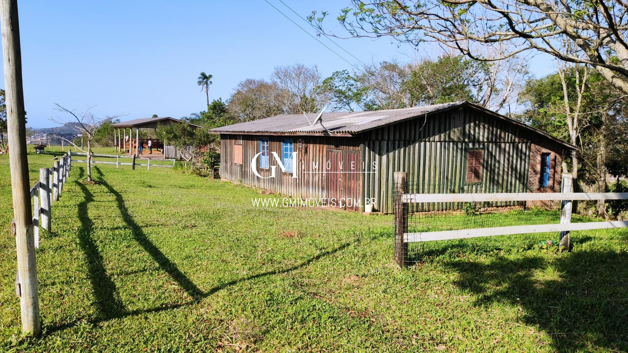 Fazenda à venda com 1 quarto, 240m² - Foto 22