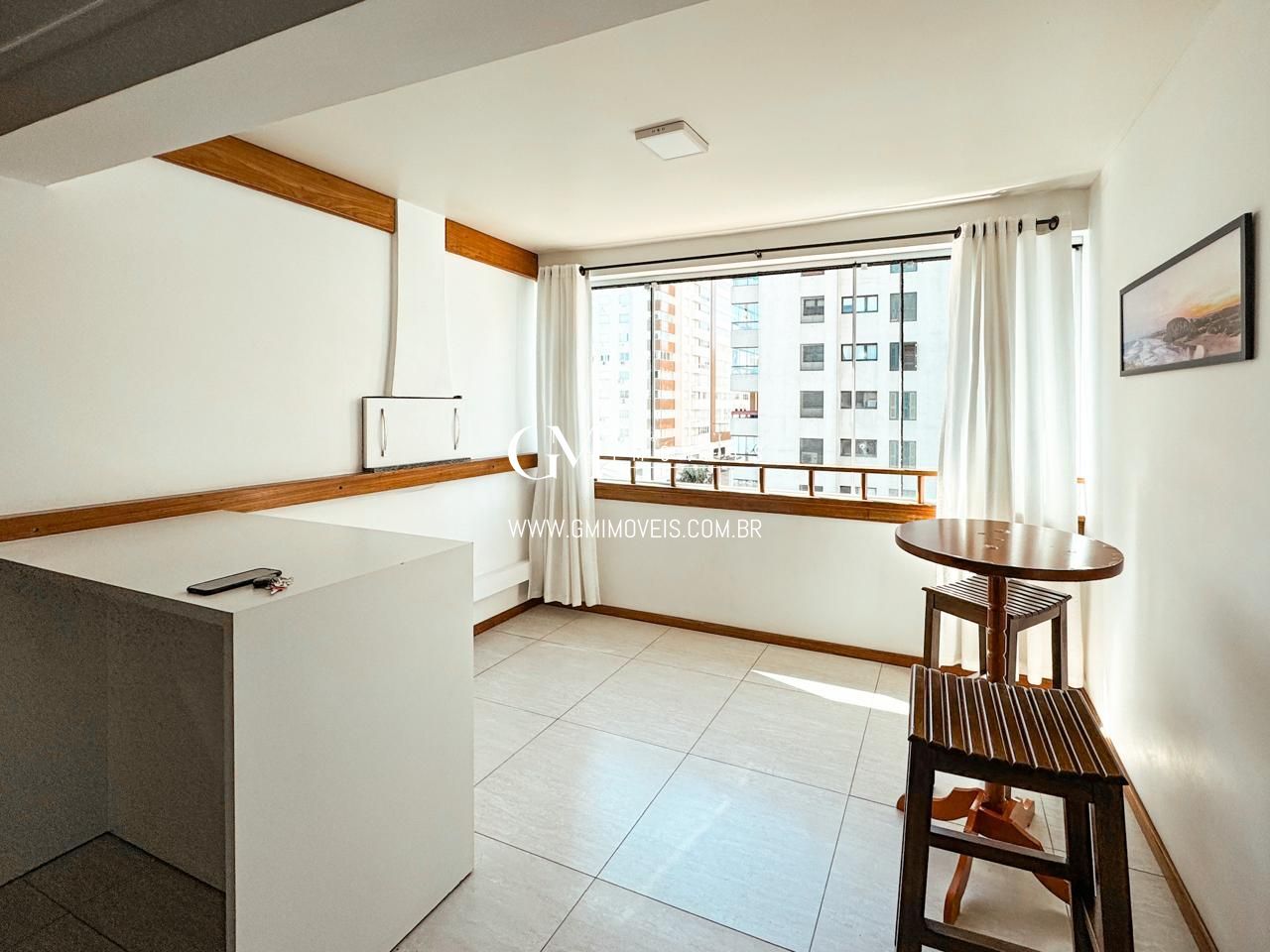 Apartamento à venda com 2 quartos, 78m² - Foto 8