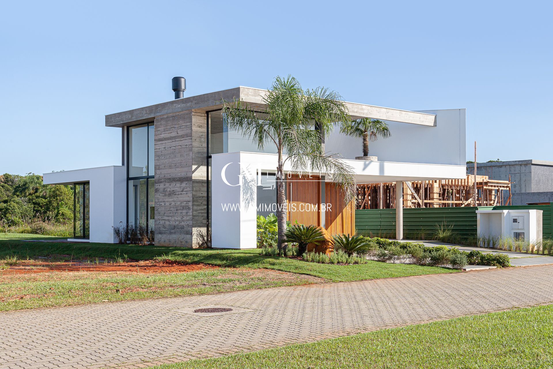 Casa de Condomínio à venda com 3 quartos, 204m² - Foto 4