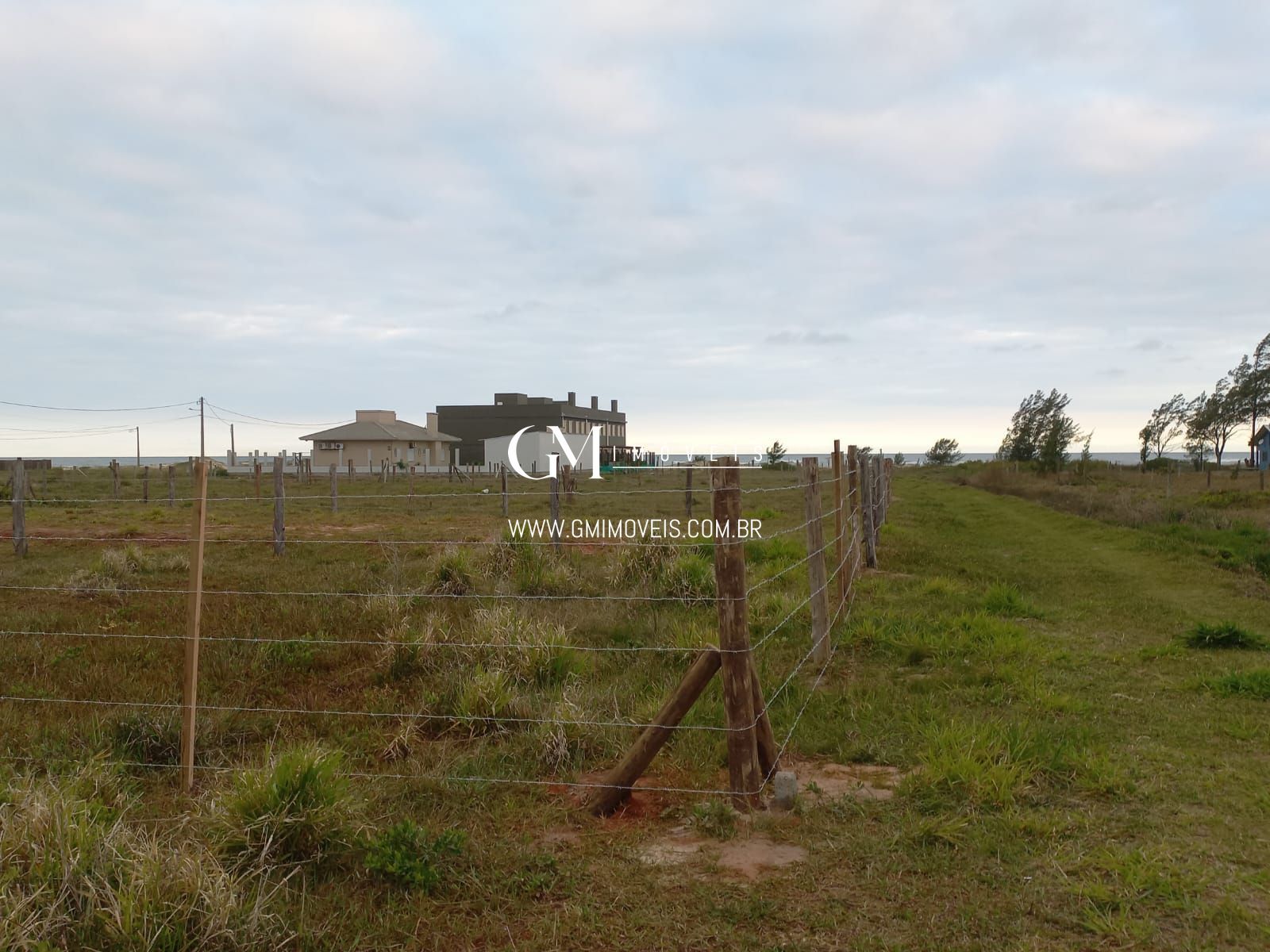 Terreno à venda, 300m² - Foto 2