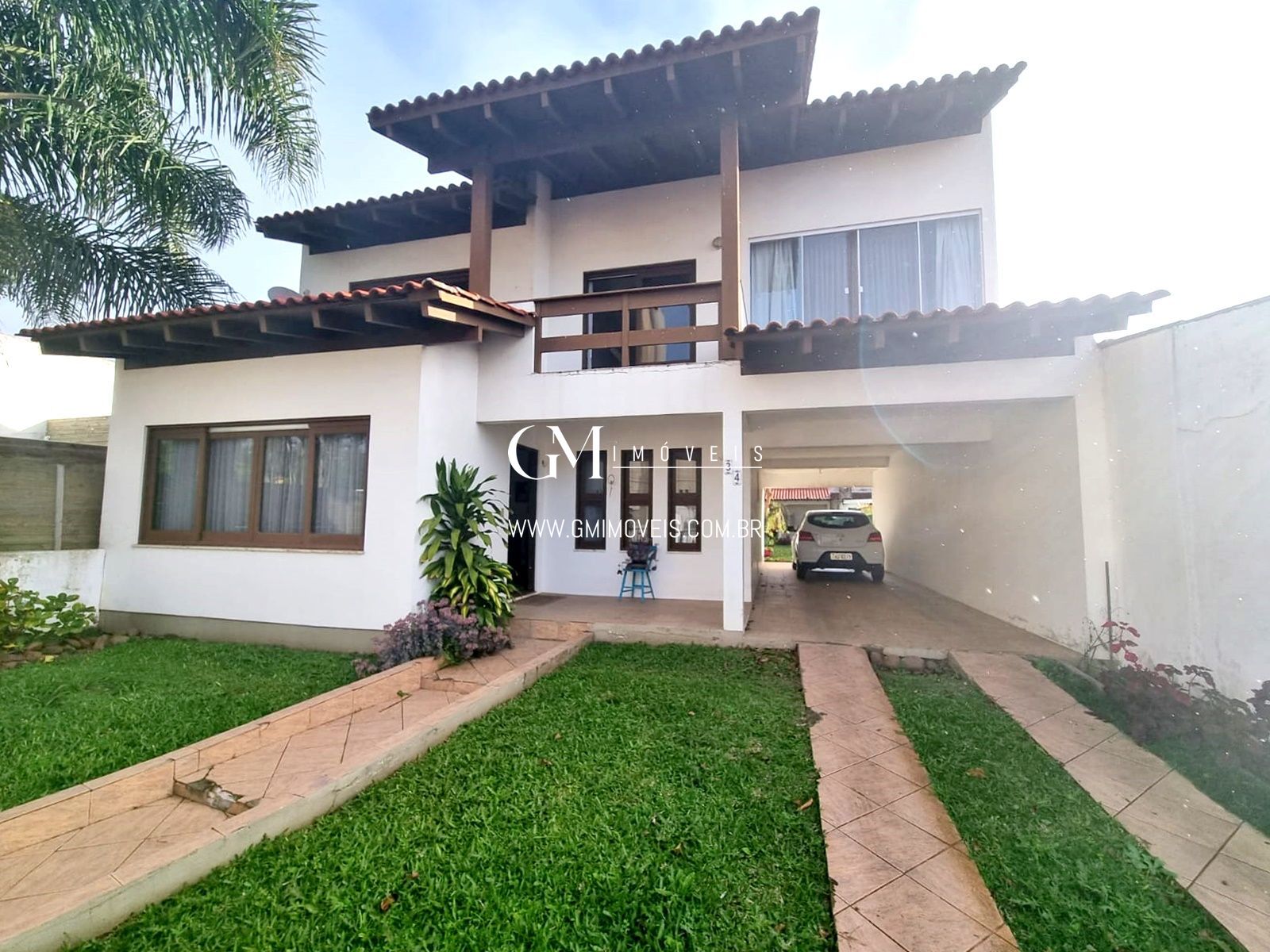 Casa, 4 quartos, 255 m² - Foto 1