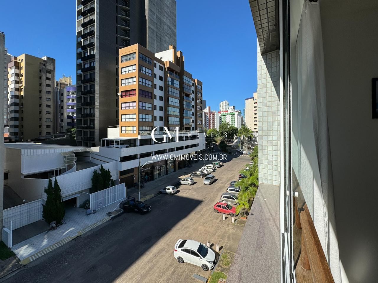 Apartamento à venda com 2 quartos, 78m² - Foto 10