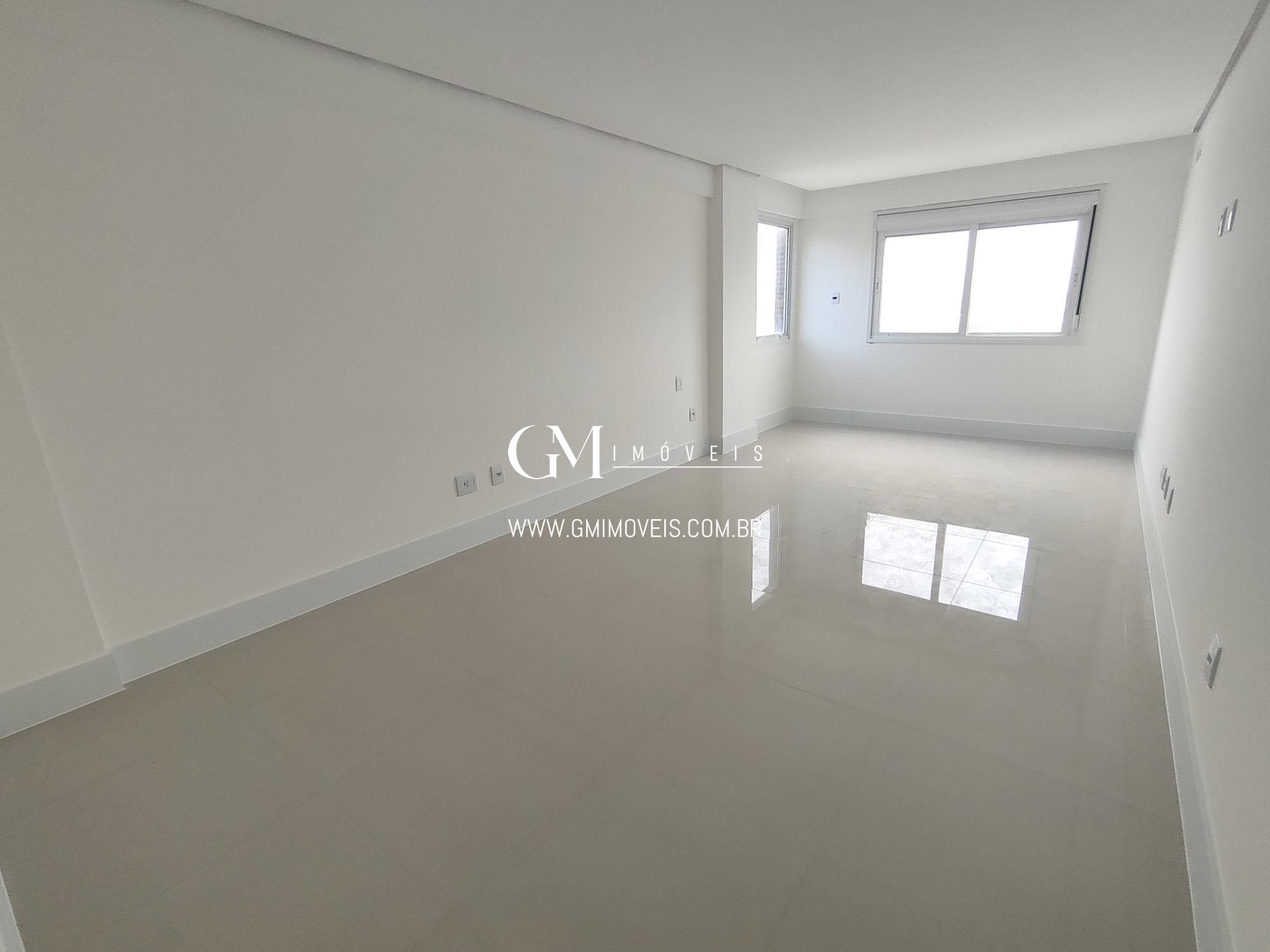 Apartamento à venda com 4 quartos, 216m² - Foto 19