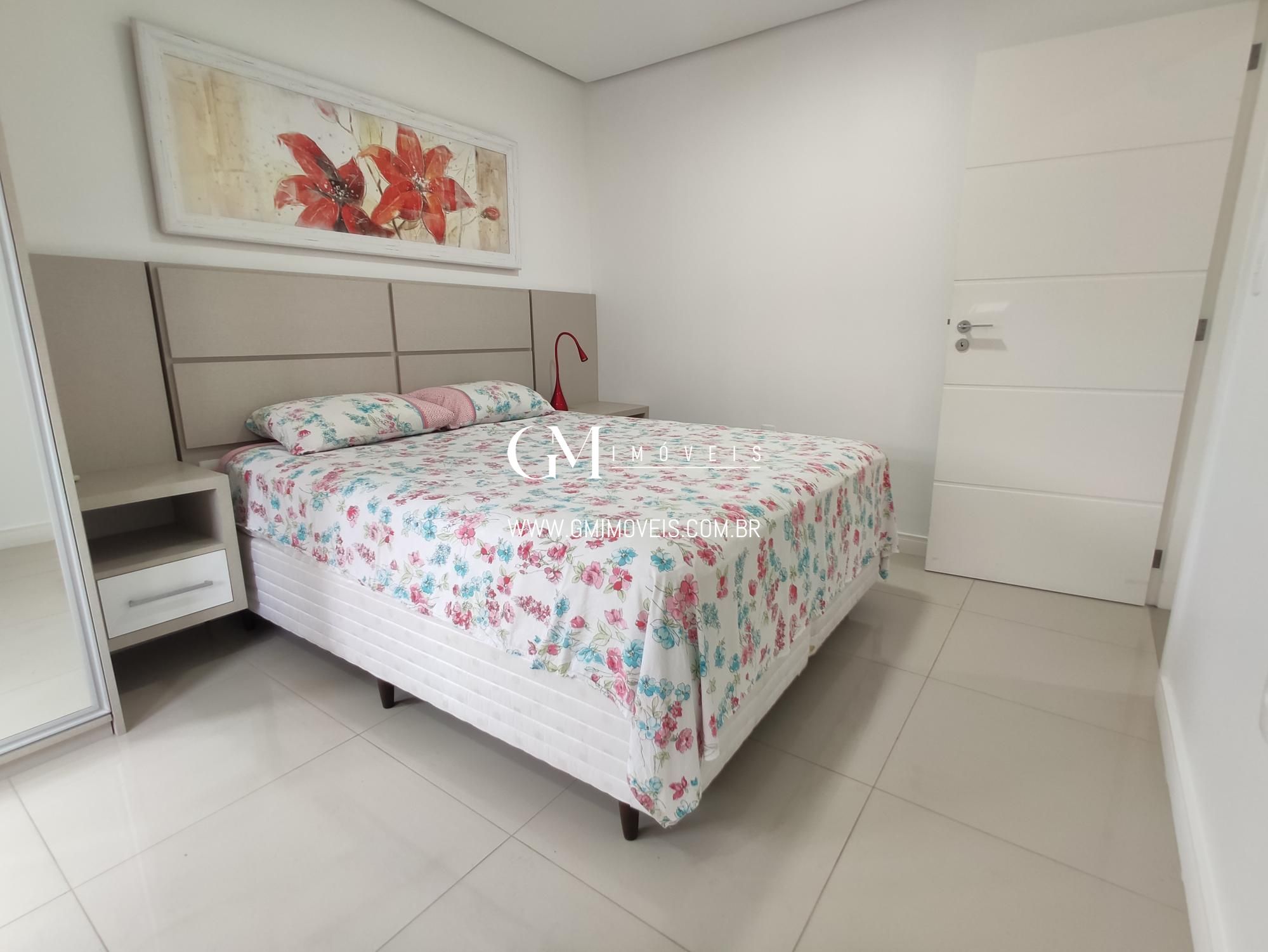 Apartamento à venda com 3 quartos, 40m² - Foto 21