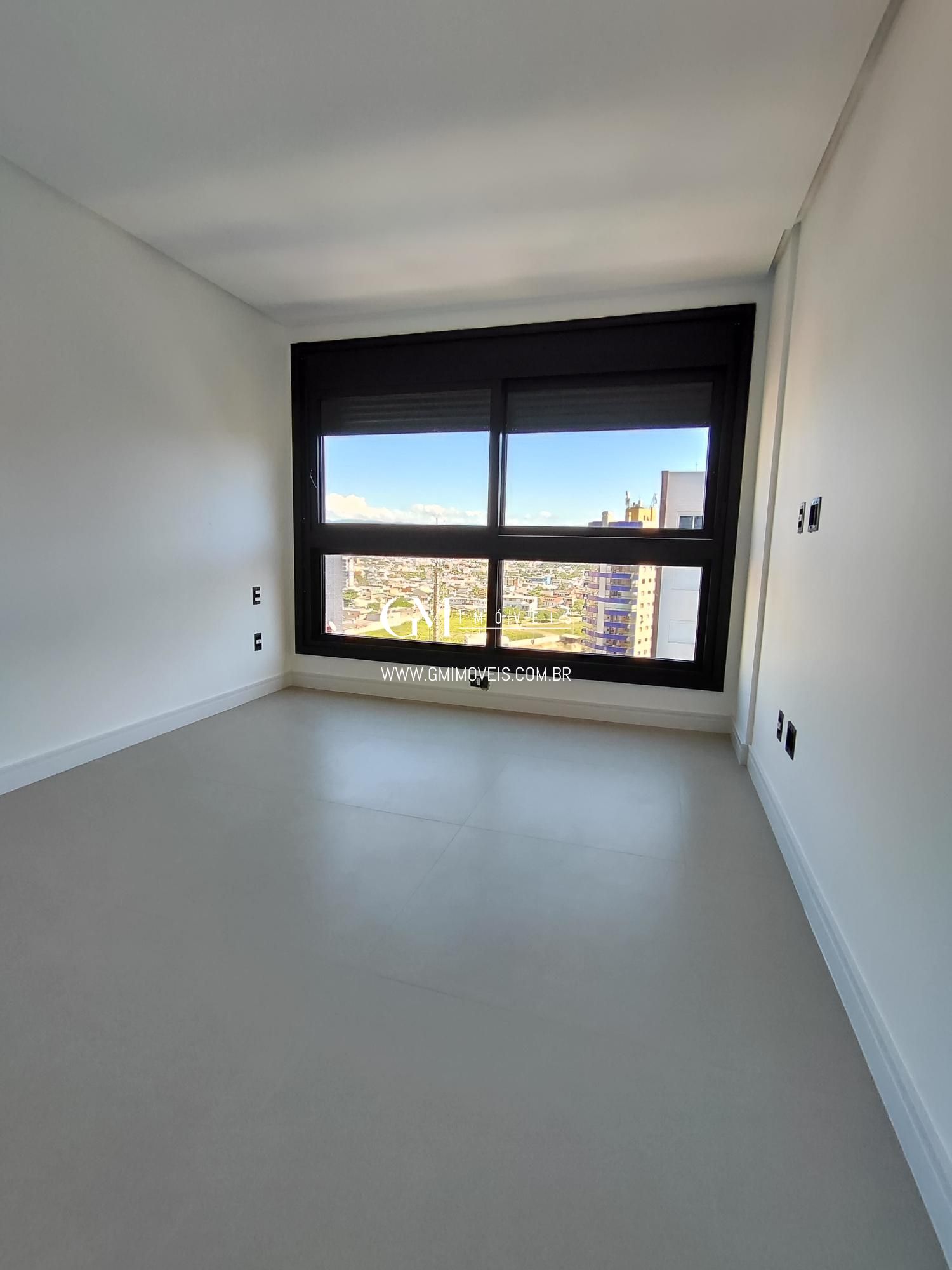 Apartamento à venda com 3 quartos, 117m² - Foto 30