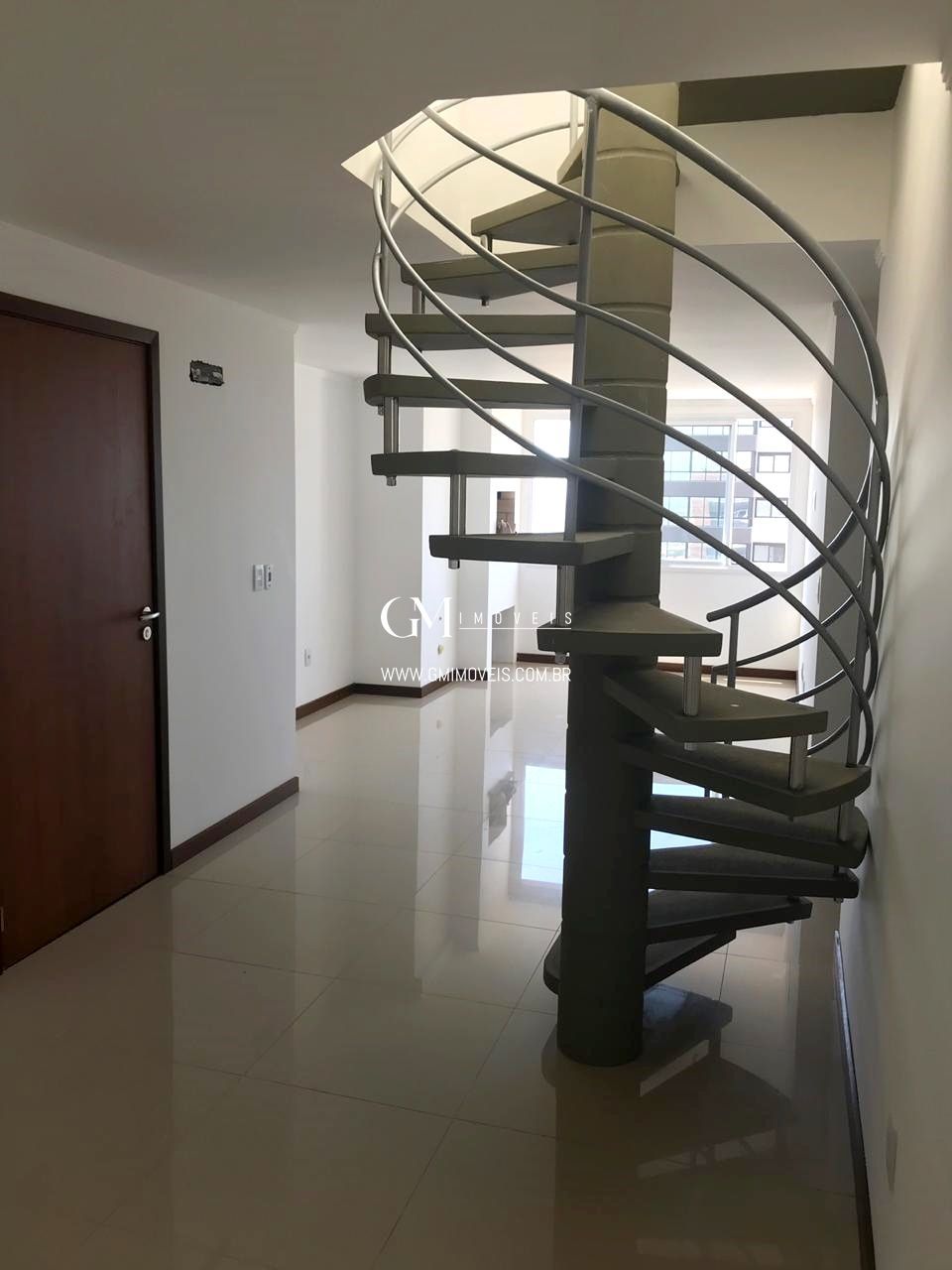 Cobertura à venda com 3 quartos, 180m² - Foto 2