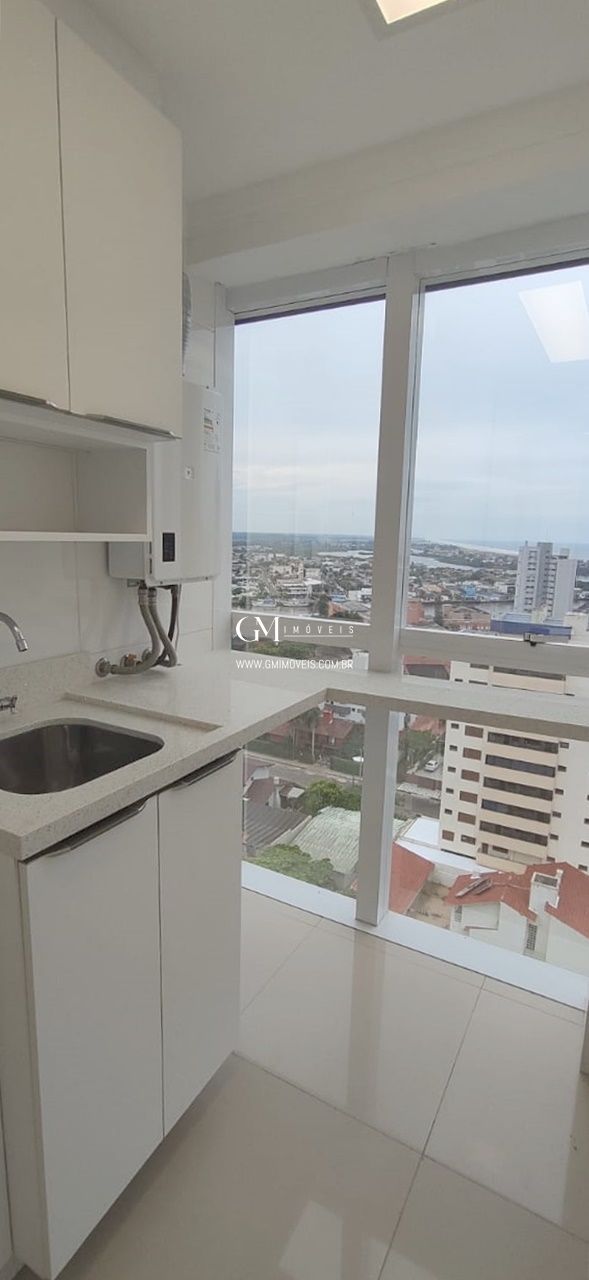 Cobertura à venda com 3 quartos, 181m² - Foto 3