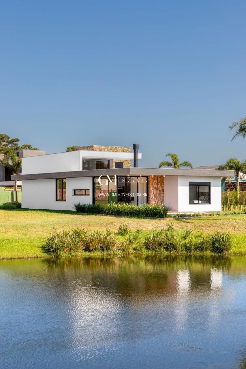 Casa à venda com 3 quartos, 218m² - Foto 7