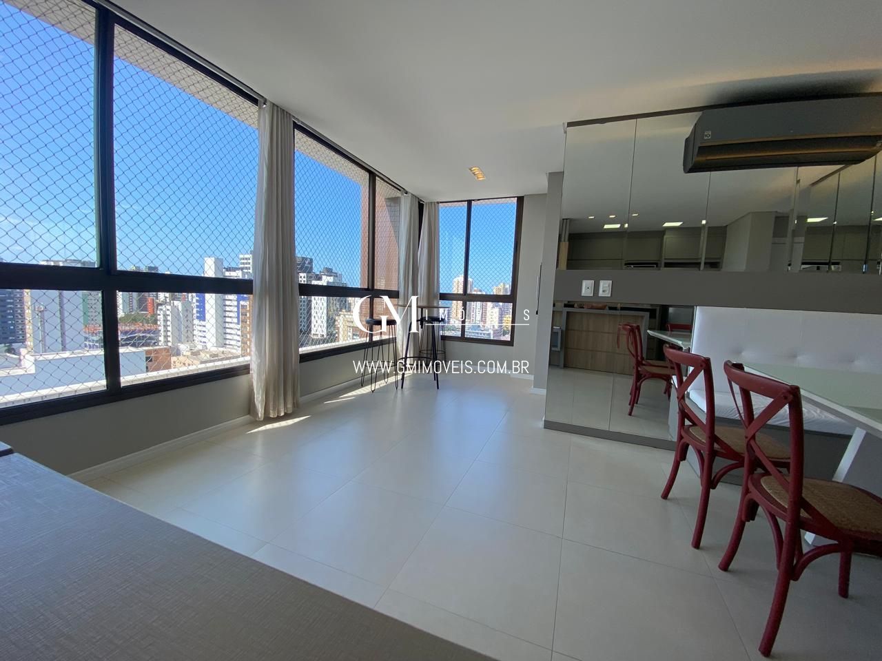 Apartamento à venda com 2 quartos, 64m² - Foto 11