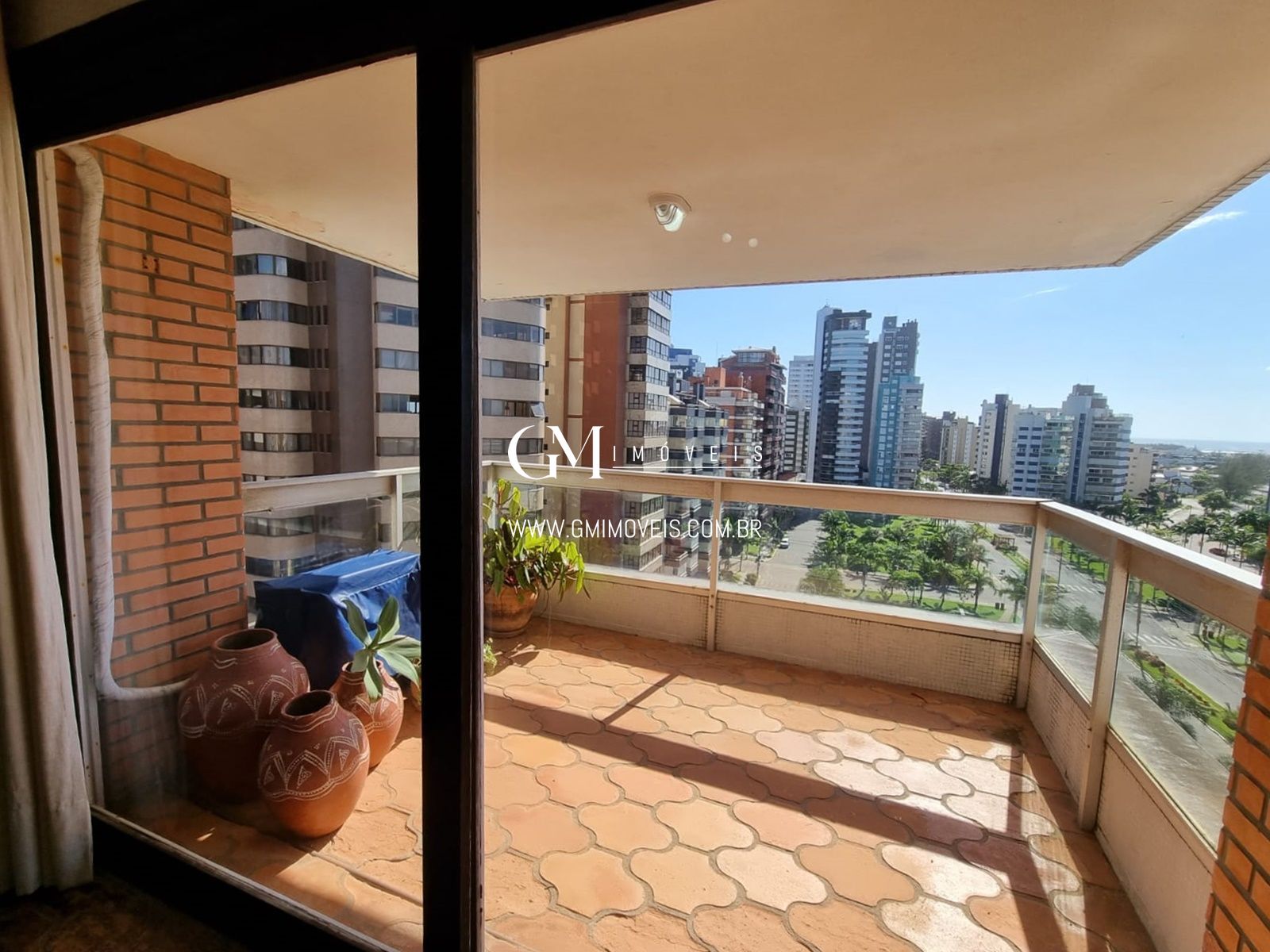 Cobertura à venda com 3 quartos, 180m² - Foto 1