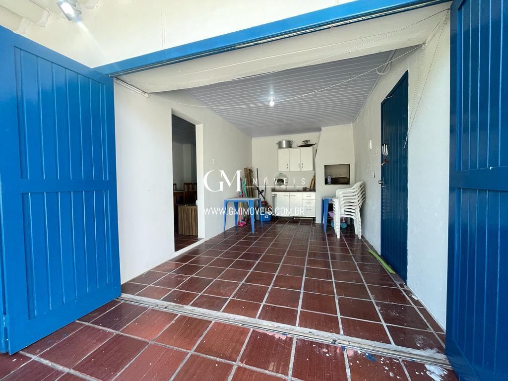 Casa à venda com 3 quartos, 100m² - Foto 7