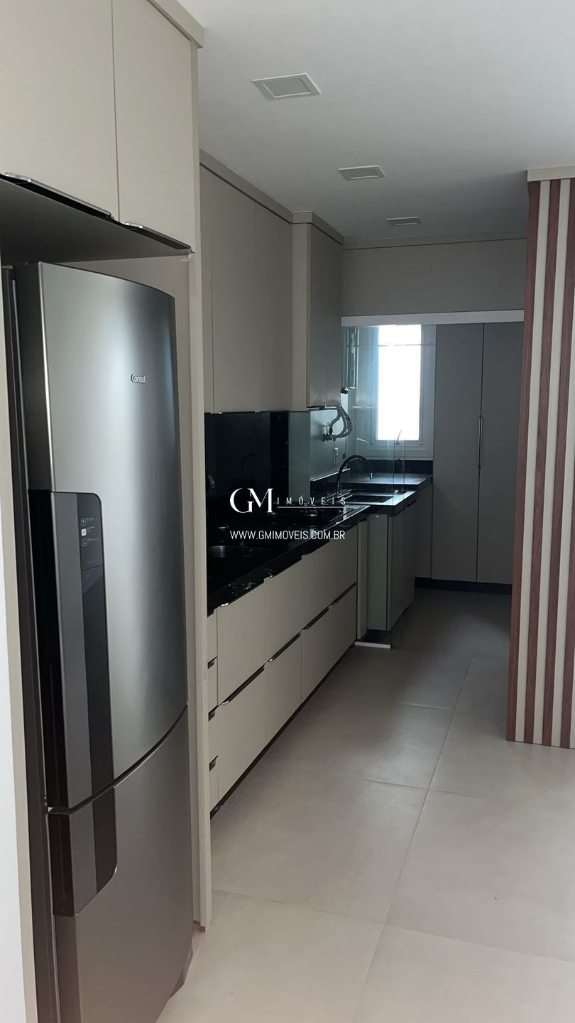 Apartamento à venda com 3 quartos, 94m² - Foto 4