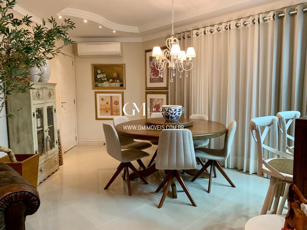 Apartamento, 3 quartos, 132 m² - Foto 1