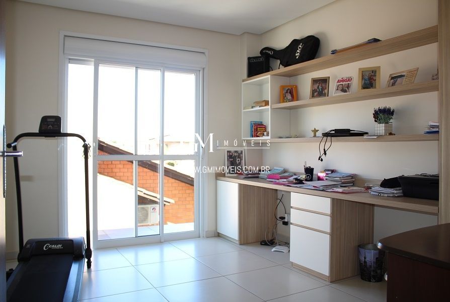 Casa à venda com 4 quartos, 190m² - Foto 16