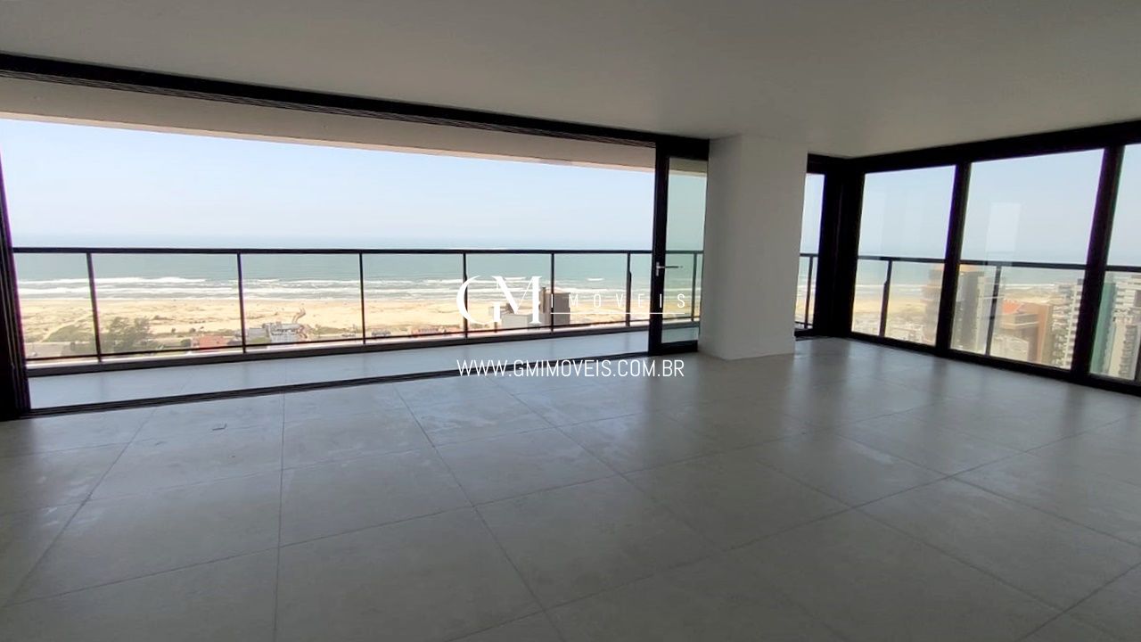 Apartamento à venda com 4 quartos, 214m² - Foto 2