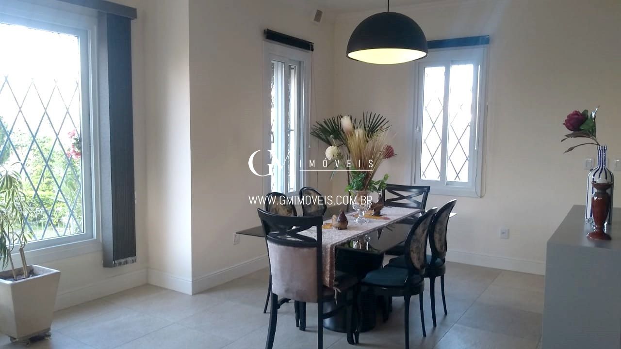 Casa à venda com 3 quartos, 243m² - Foto 13