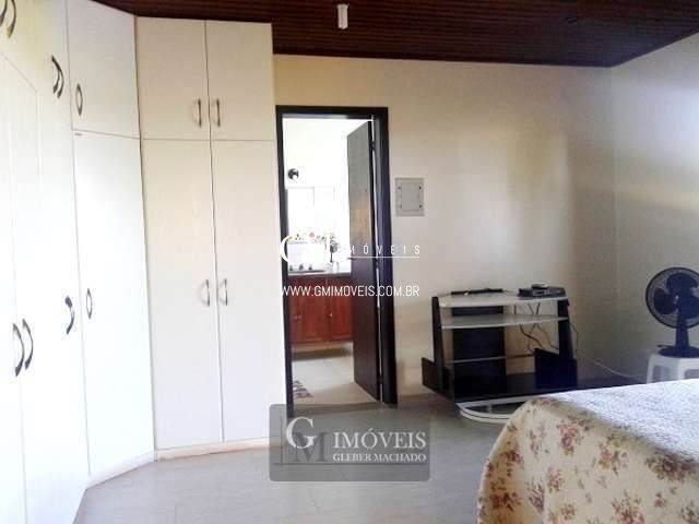 Casa à venda com 4 quartos, 260m² - Foto 20