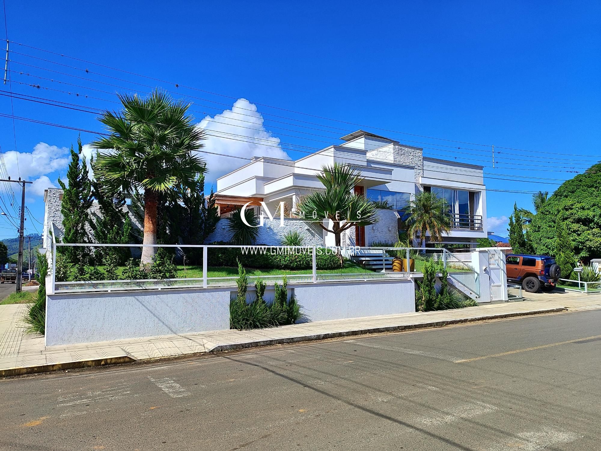Casa à venda com 3 quartos, 410m² - Foto 4