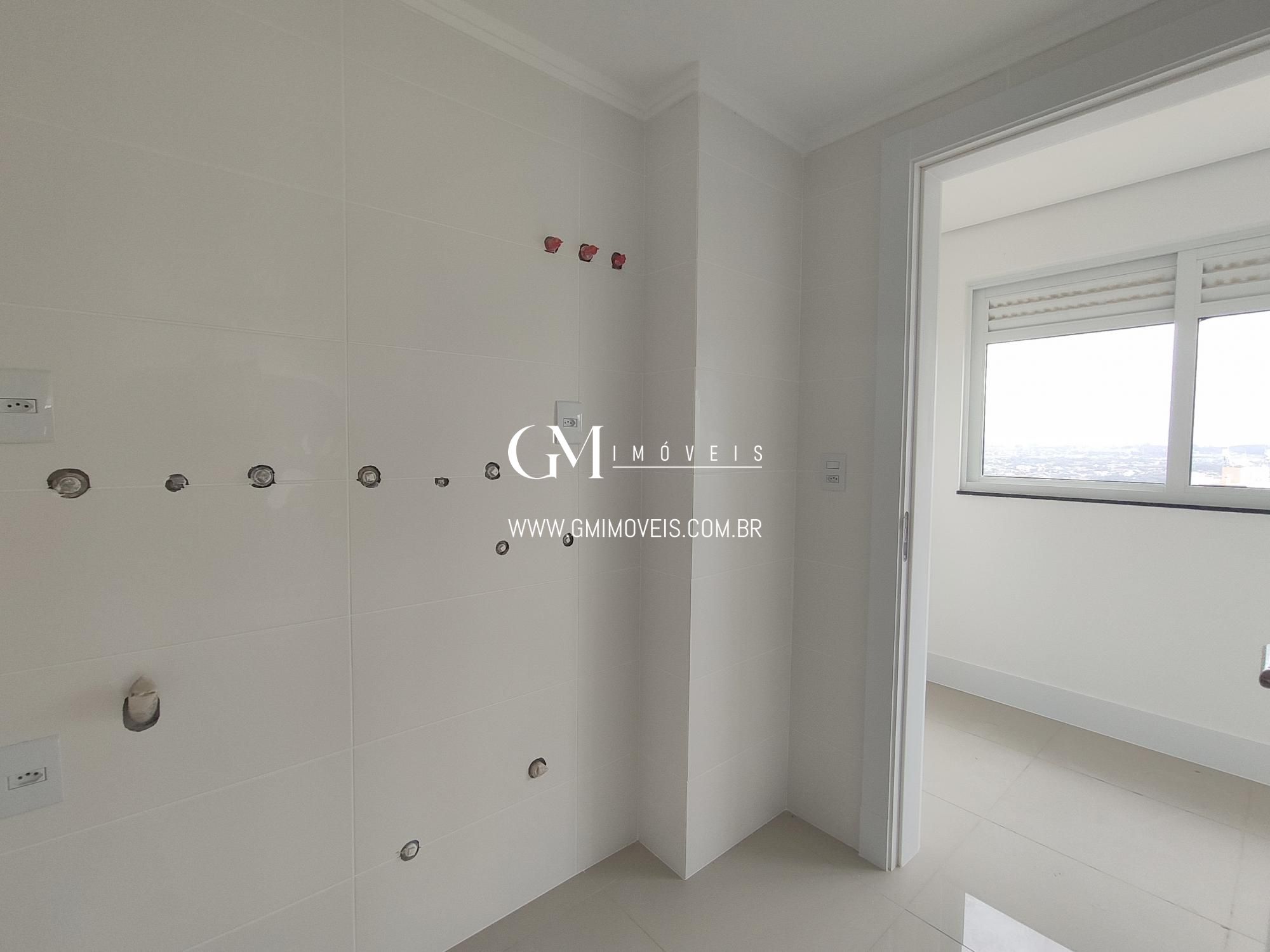 Apartamento à venda com 4 quartos, 216m² - Foto 11