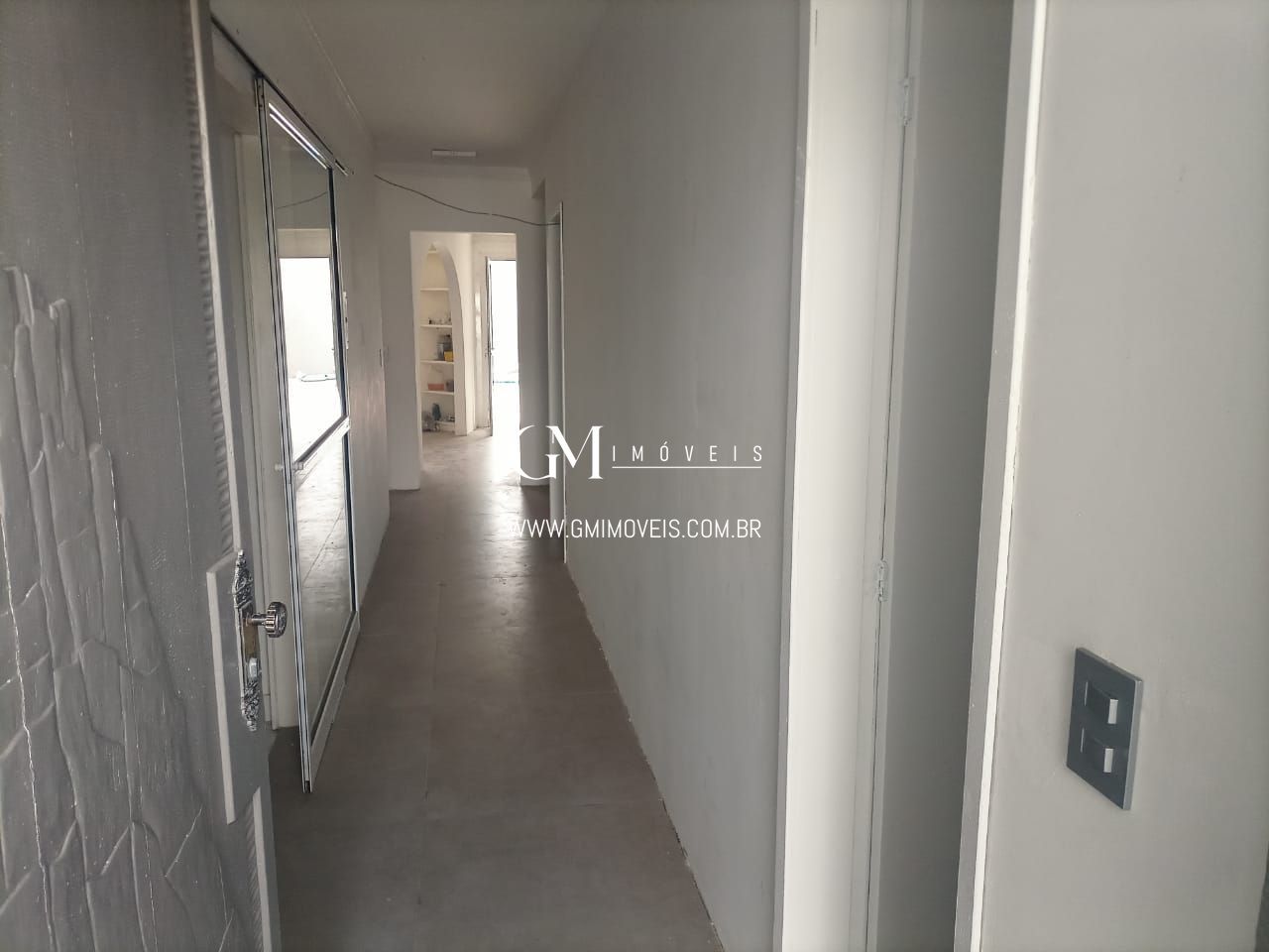 Casa à venda com 5 quartos, 350m² - Foto 10