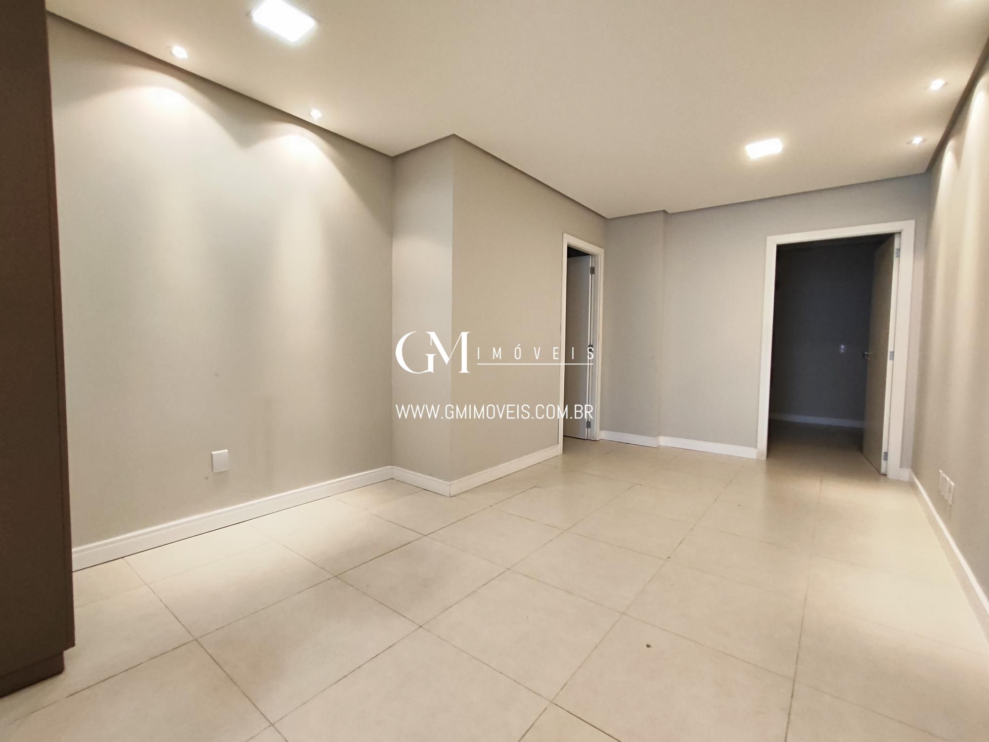 Conjunto Comercial-Sala à venda com 6 quartos, 180m² - Foto 3