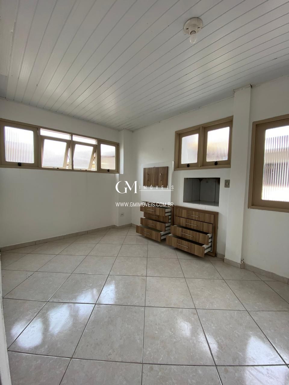 Casa à venda com 4 quartos, 315m² - Foto 18