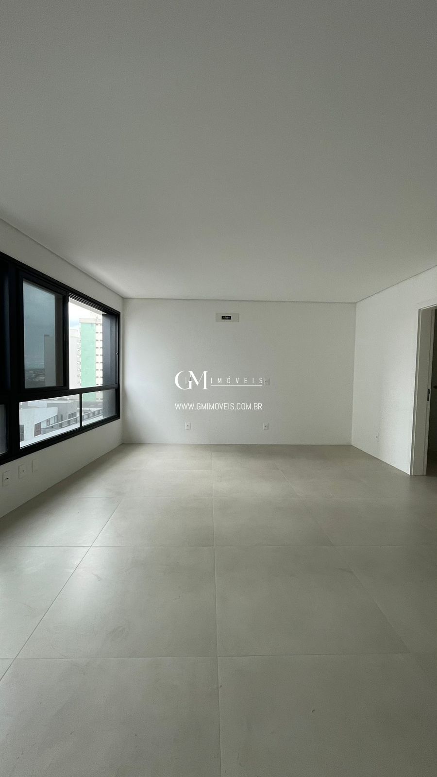 Apartamento à venda com 1 quarto, 53m² - Foto 4