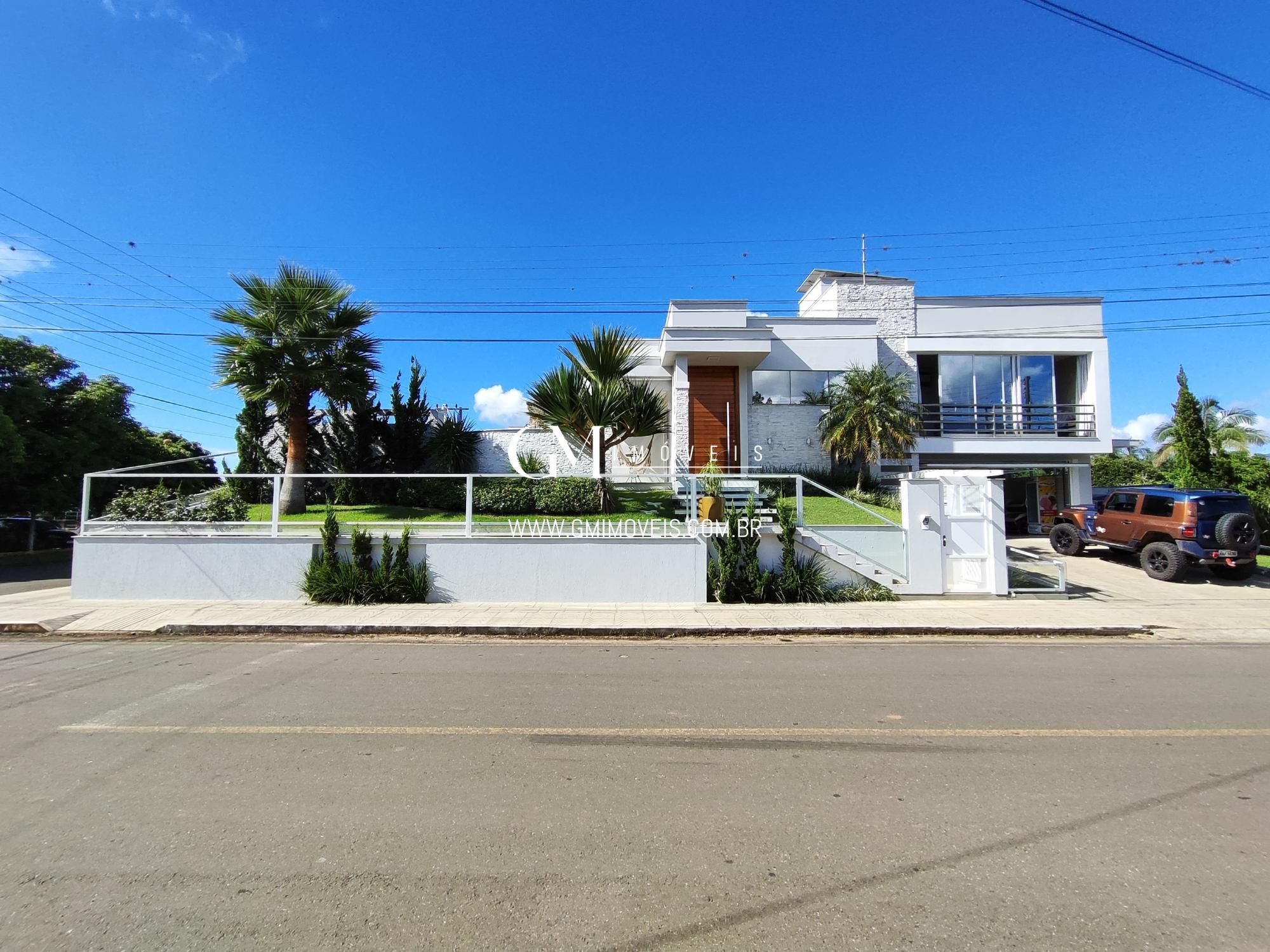 Casa à venda com 3 quartos, 410m² - Foto 2