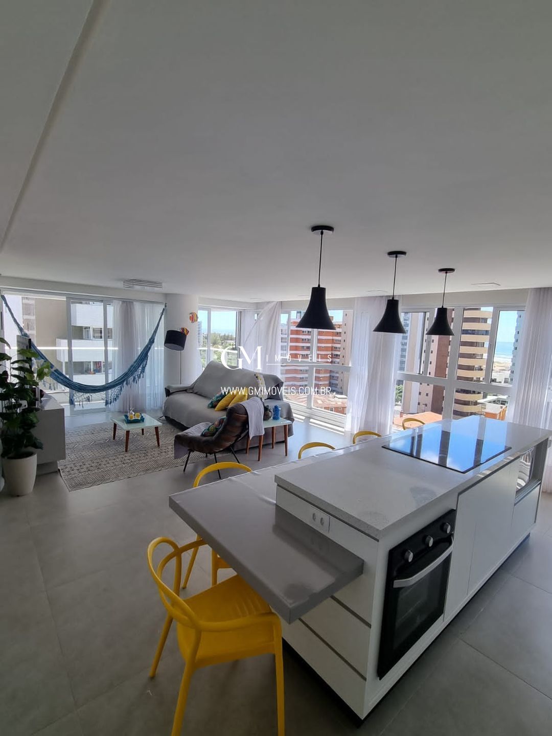 Apartamento à venda com 3 quartos, 126m² - Foto 1