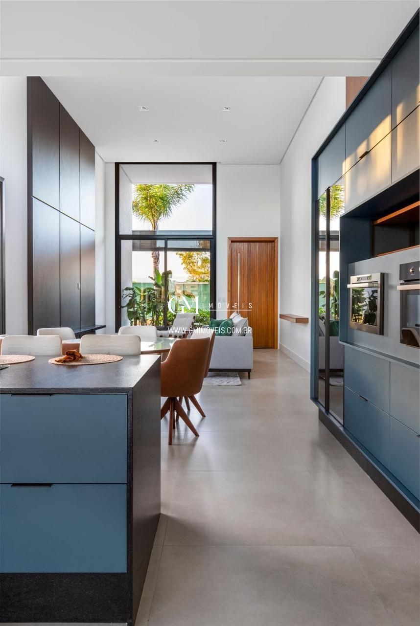 Casa à venda com 3 quartos, 218m² - Foto 11
