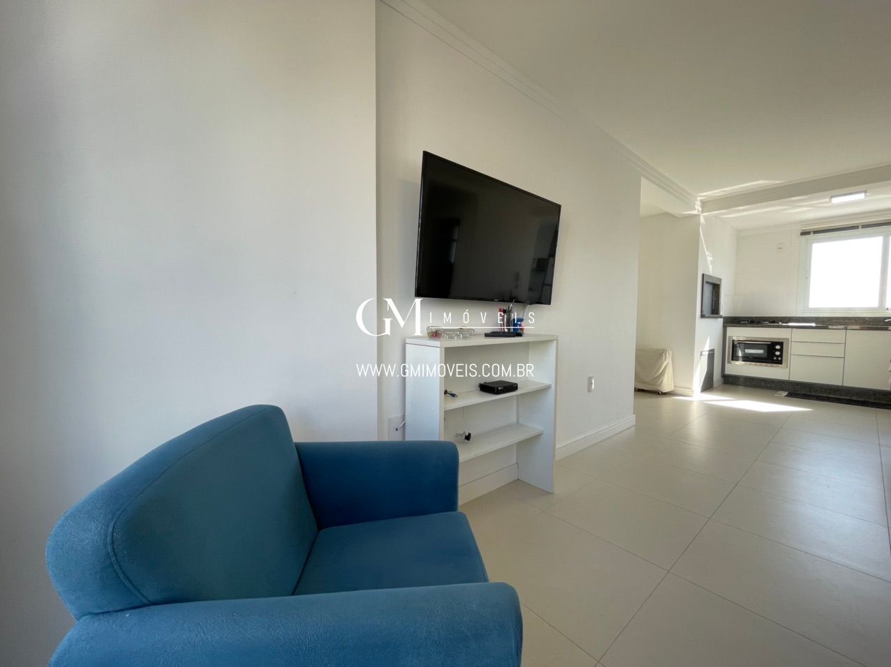 Apartamento à venda com 2 quartos, 69m² - Foto 2