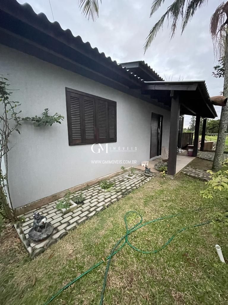 Casa à venda com 2 quartos, 100m² - Foto 3