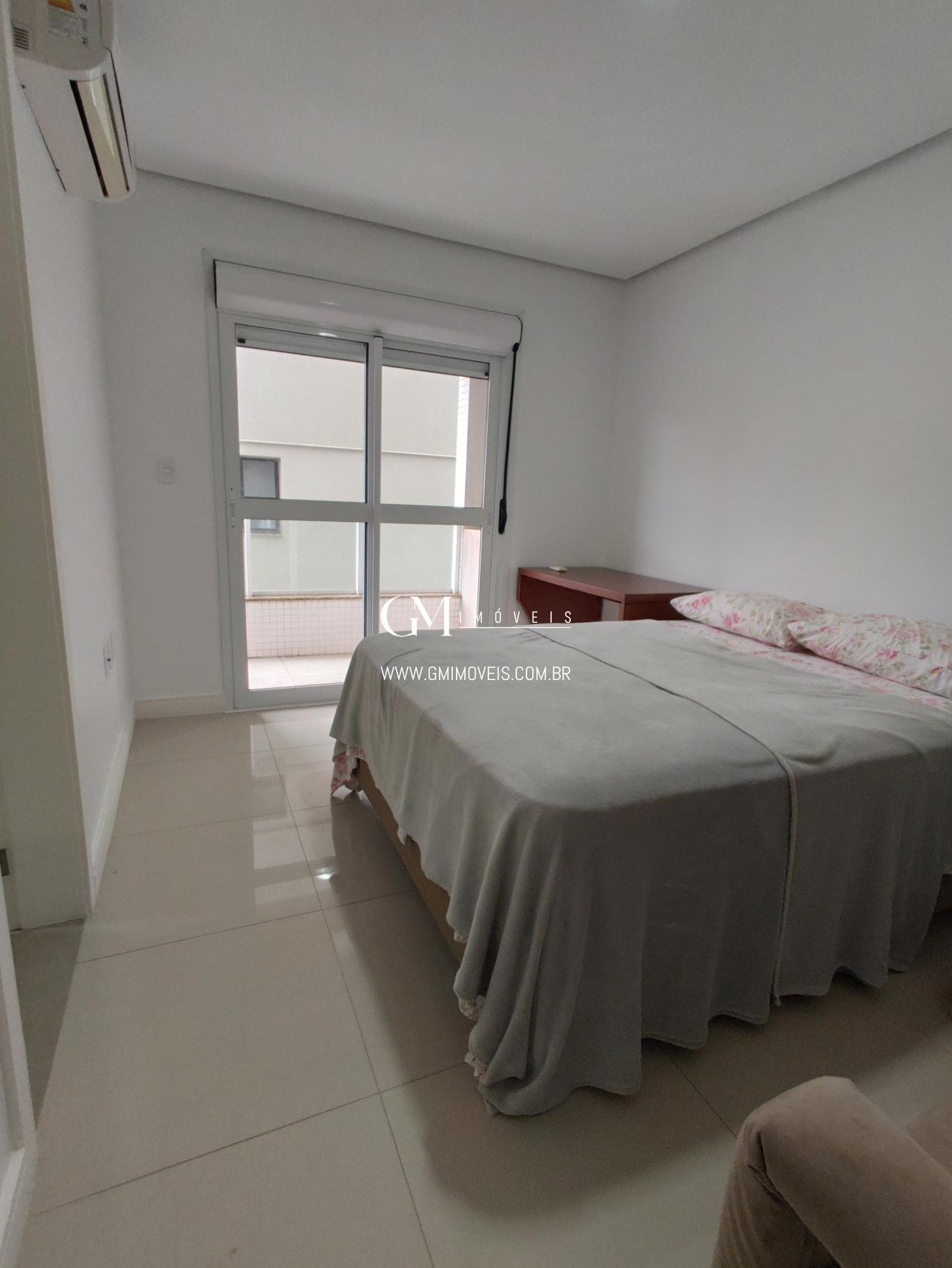 Apartamento à venda com 3 quartos, 40m² - Foto 26