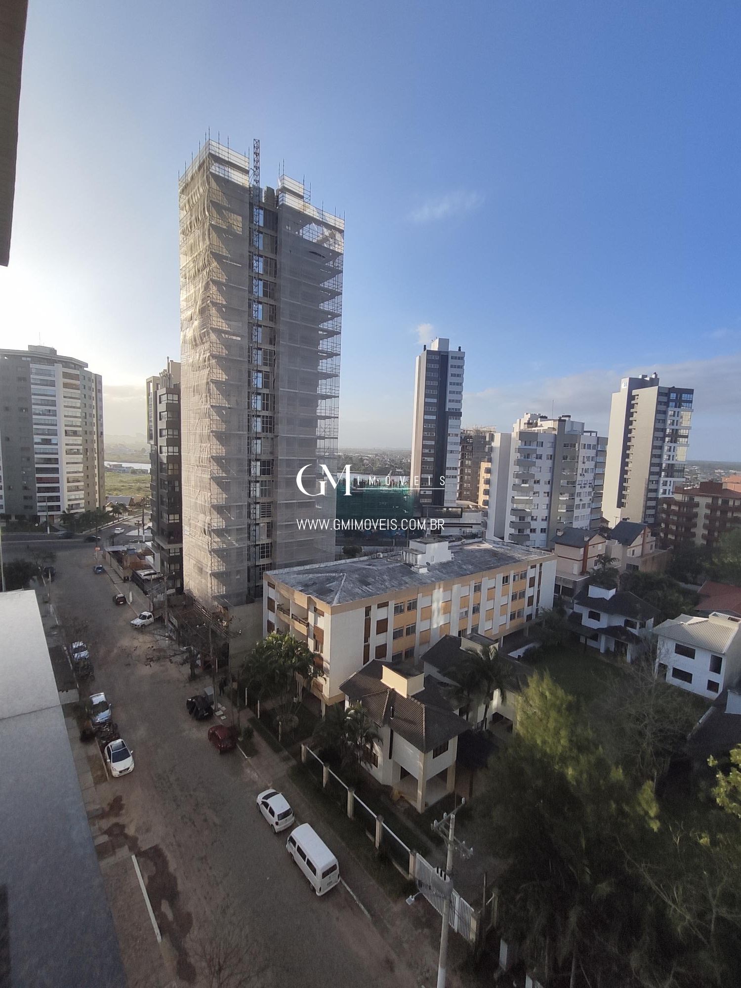 Apartamento à venda com 4 quartos, 216m² - Foto 8