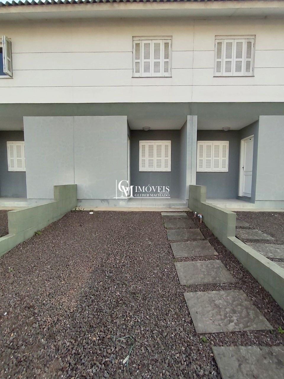 Casa geminada em condomínio fechado Torres RS